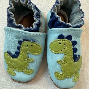 Robeez leather baby booties blue green dinosaur 0-6 months